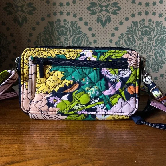 πHPπ NWT Vera Bradley RFID All in One Crossbody: Bloom Boom - Picture 3 of 14